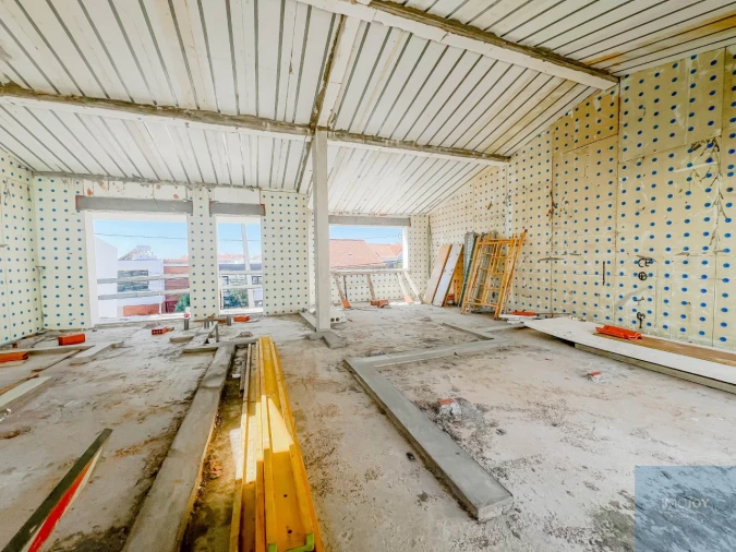 Moradia T4 para Venda em São Domingos de Rana Foto 24