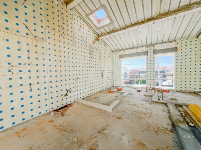 Moradia T4 para Venda em São Domingos de Rana Foto 27