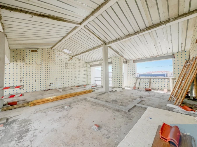 Moradia T4 para Venda em São Domingos de Rana Foto 30