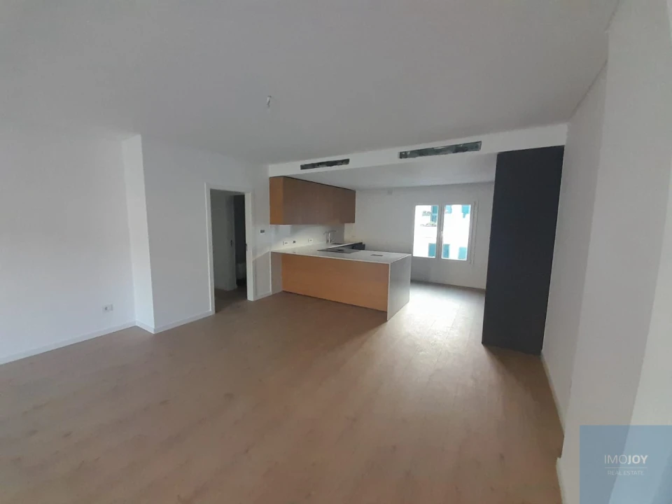 Apartamento T3 para Venda em Carcavelos e Parede Foto 4