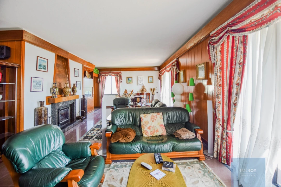 Moradia T10 para Venda em Santa Maria e São Miguel, São Martinho, São Pedro Penaferrim Foto 5