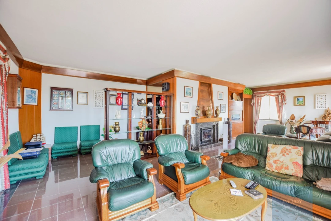 Moradia T10 para Venda em Santa Maria e São Miguel, São Martinho, São Pedro Penaferrim Foto 7