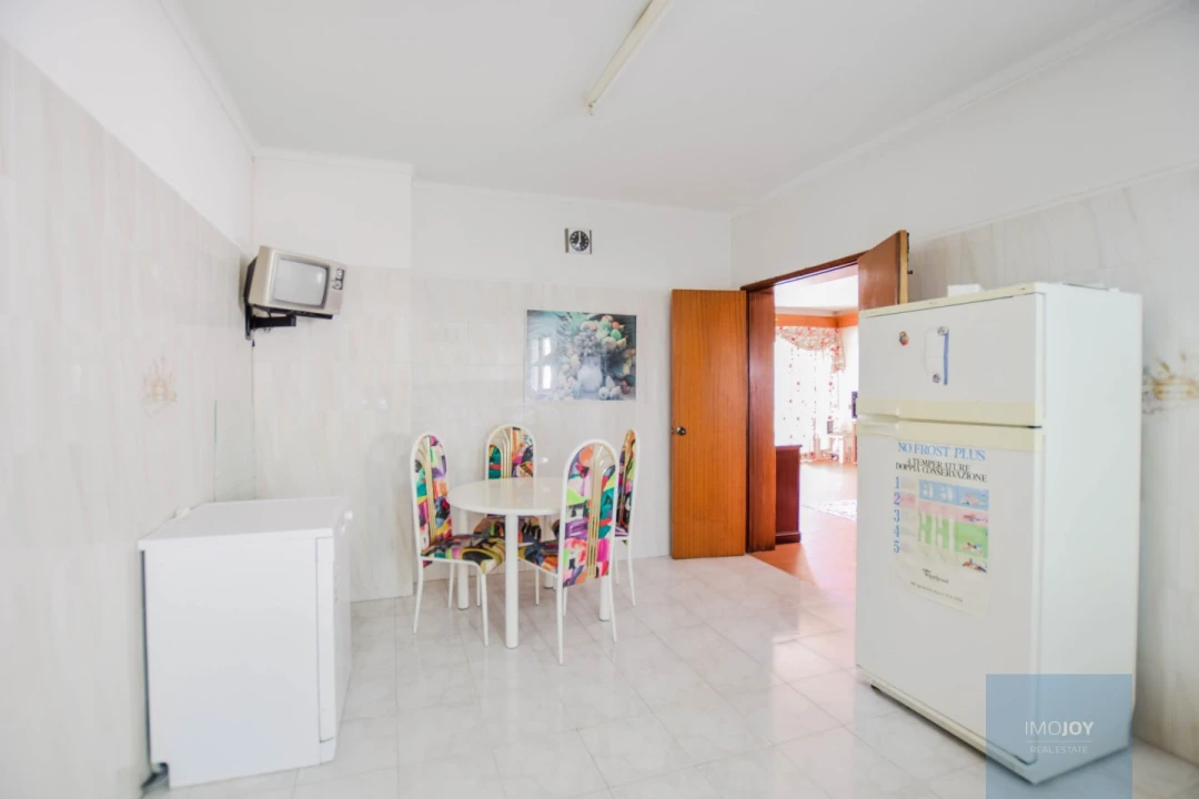 Moradia T10 para Venda em Santa Maria e São Miguel, São Martinho, São Pedro Penaferrim Foto 13