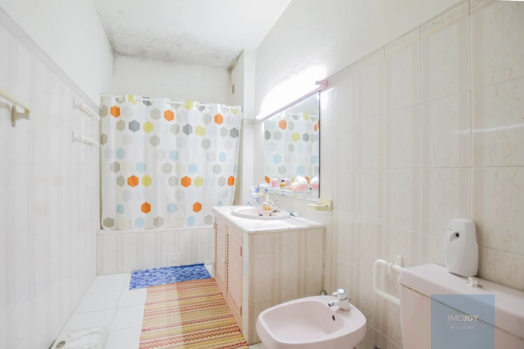 Moradia T10 para Venda em Santa Maria e São Miguel, São Martinho, São Pedro Penaferrim Foto 43