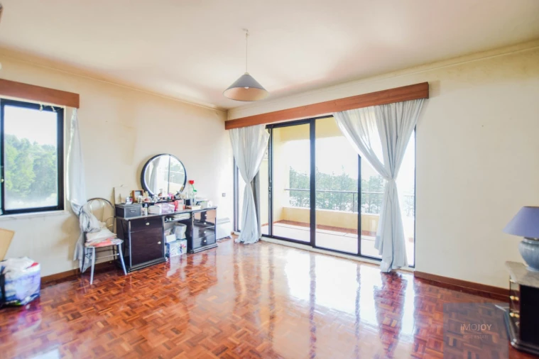 Moradia T10 para Venda em Santa Maria e São Miguel, São Martinho, São Pedro Penaferrim Foto 36