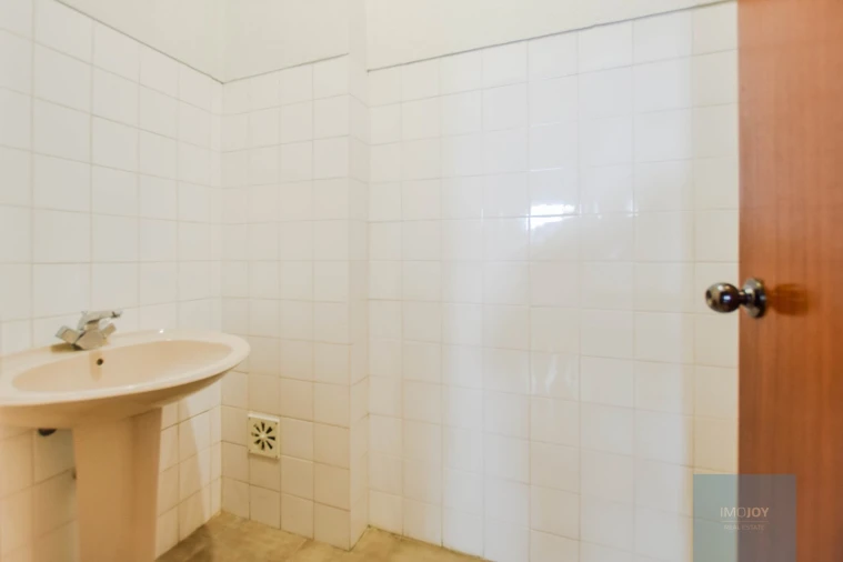 Moradia T10 para Venda em Santa Maria e São Miguel, São Martinho, São Pedro Penaferrim Foto 44