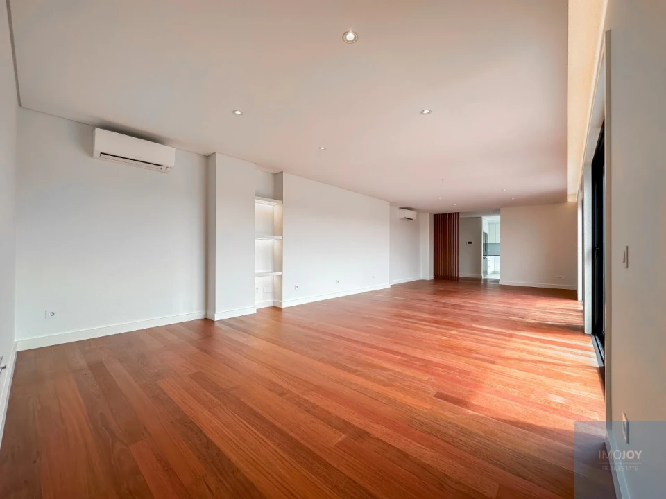 Apartamento T4 para Arrendamento em Matosinhos e Leça da Palmeira Foto 16