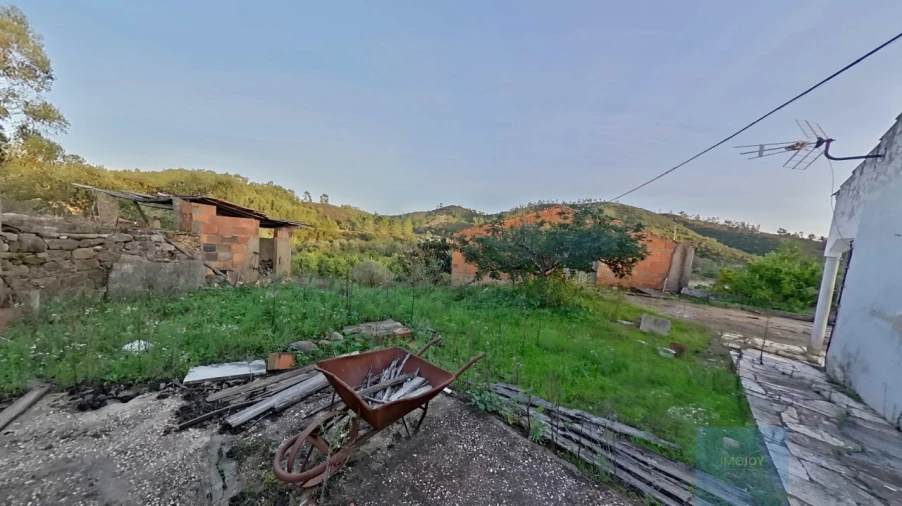 Terreno Misto para Venda em Marmelete Foto 26