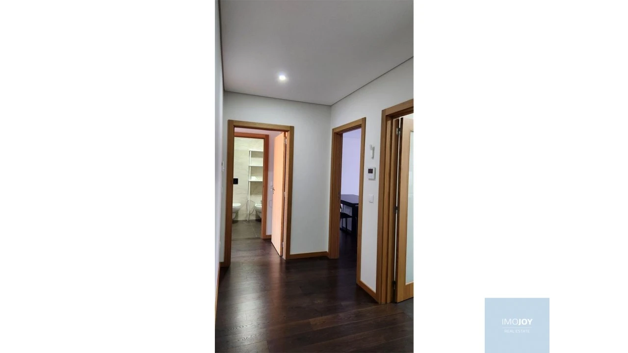 Apartamento T2 para Arrendamento em Cedofeita, Santo Ildefonso, Sé, Miragaia, São Nicolau e Vitória Foto 6