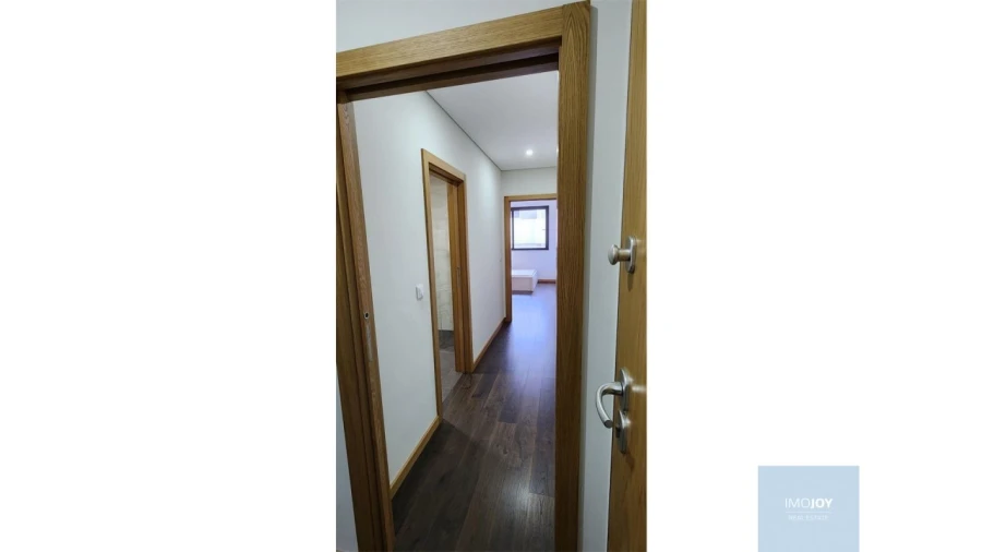 Apartamento T2 para Arrendamento em Cedofeita, Santo Ildefonso, Sé, Miragaia, São Nicolau e Vitória Foto 5
