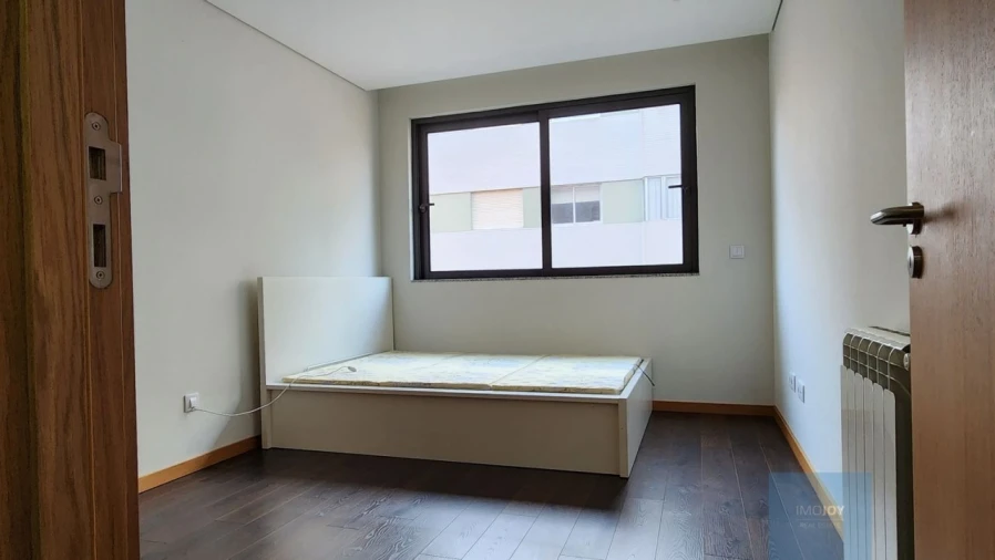 Apartamento T2 para Arrendamento em Cedofeita, Santo Ildefonso, Sé, Miragaia, São Nicolau e Vitória Foto 7