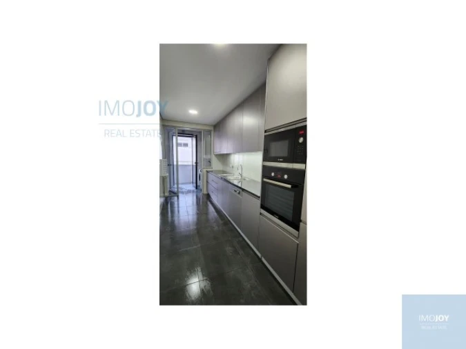 Apartamento T2 para Arrendamento em Cedofeita, Santo Ildefonso, Sé, Miragaia, São Nicolau e Vitória Foto 22