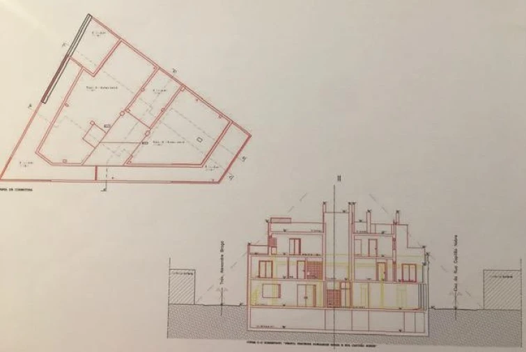 Prédio para Venda em Olhão Planta 1