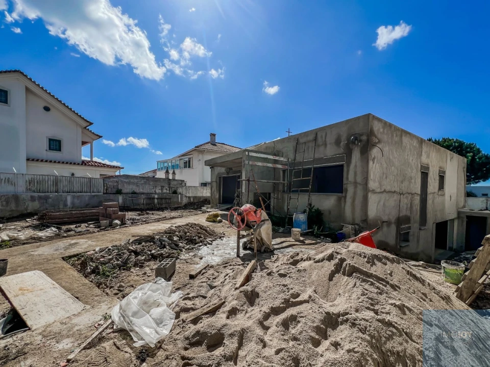 Moradia T3 para Venda em Carcavelos e Parede Foto 4