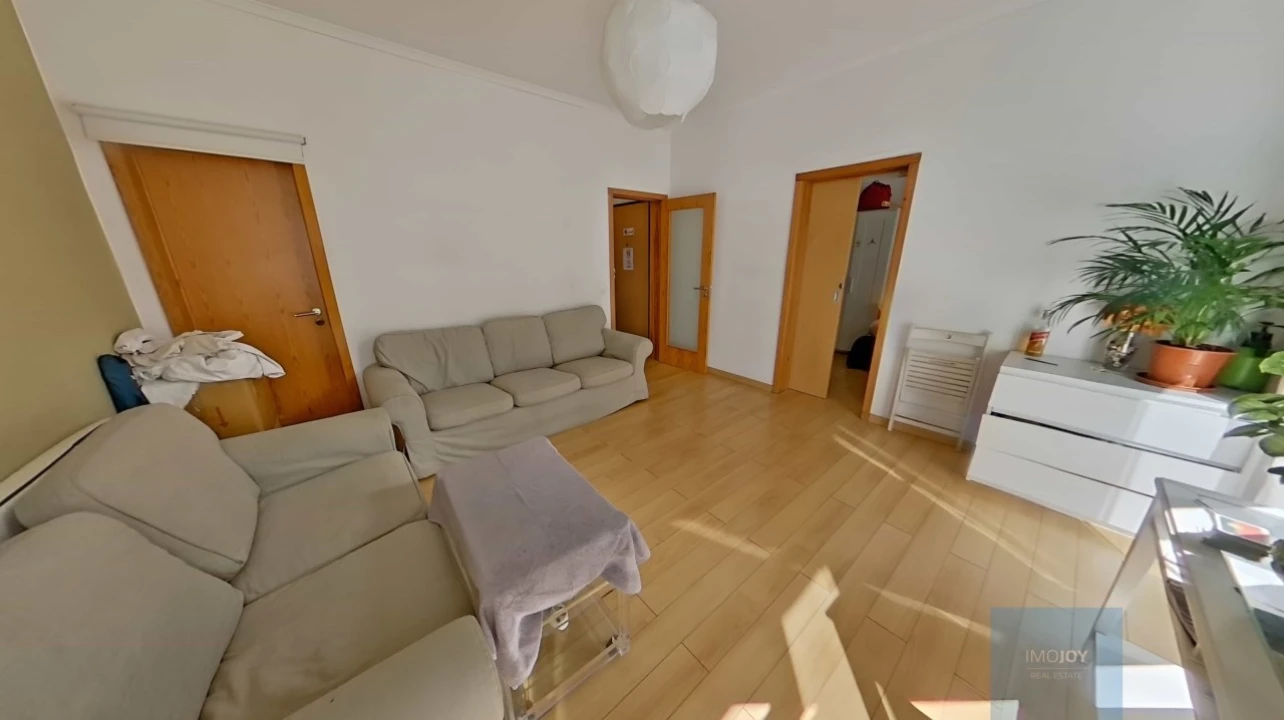 Apartamento T4 para Venda em Arroios Foto 2