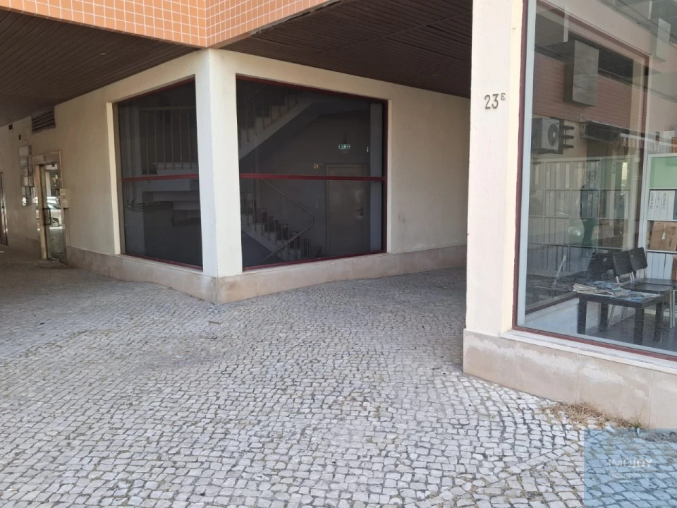 Loja para Arrendamento em Oeiras e São Julião da Barra, Paço de Arcos e Caxias Foto 28