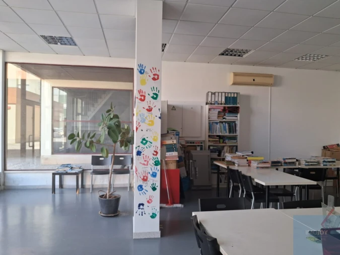 Loja para Arrendamento em Oeiras e São Julião da Barra, Paço de Arcos e Caxias Foto 2