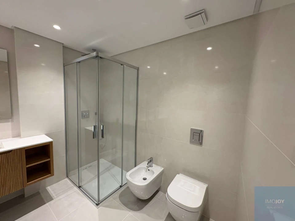 Apartamento T3 para Venda em Carcavelos e Parede Foto 23