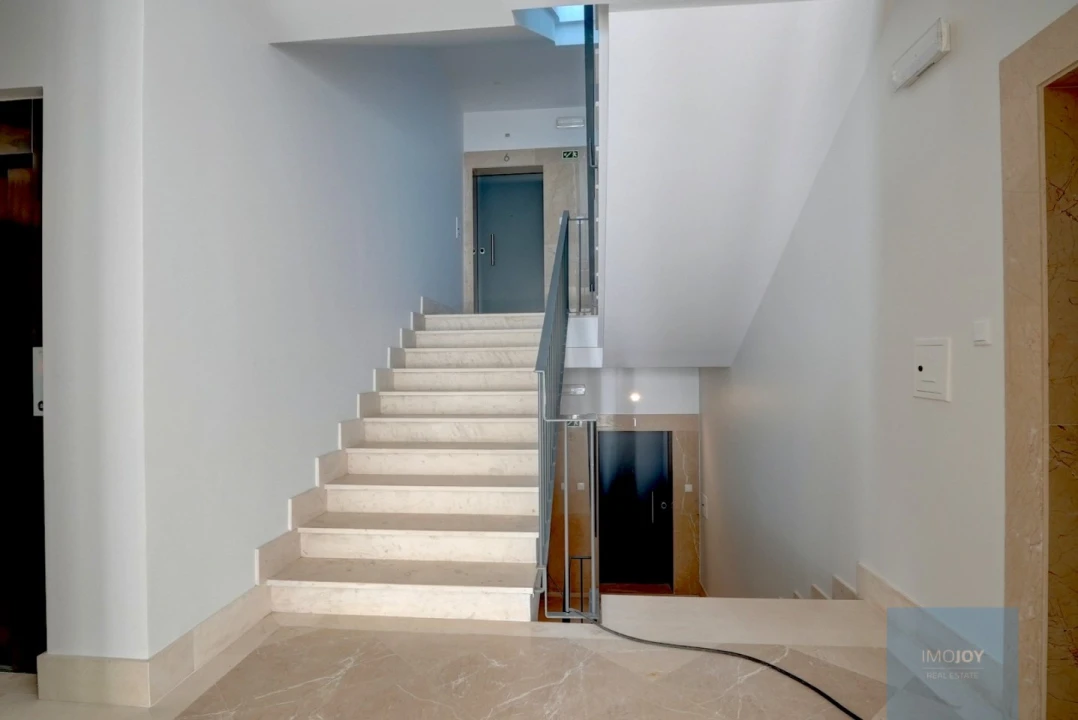 Apartamento T1 para Venda em Cascais e Estoril Foto 15