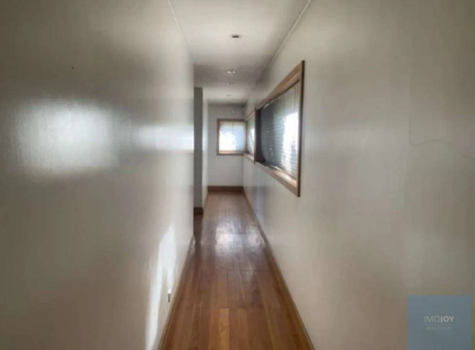 Moradia T5 para Venda em Azurem Foto 21