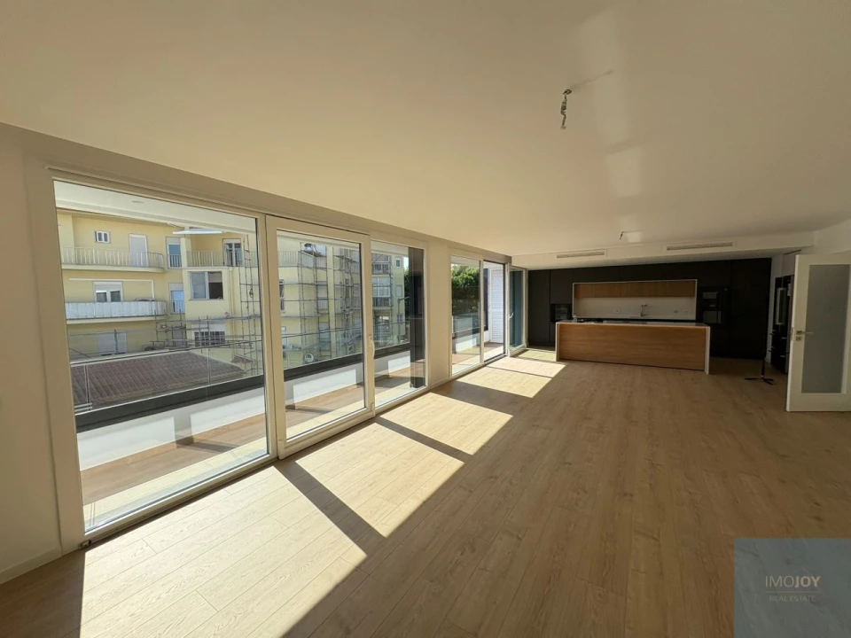 Apartamento T3 para Venda em Carcavelos e Parede Foto 2