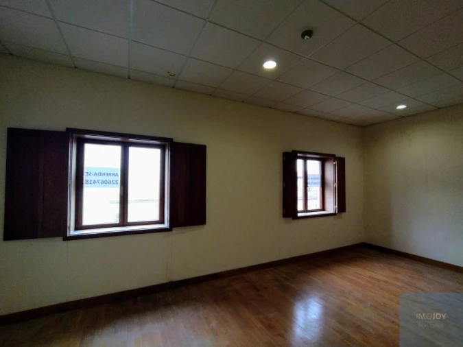 Armazém para Arrendamento em Cedofeita, Santo Ildefonso, Sé, Miragaia, São Nicolau e Vitória Foto 6