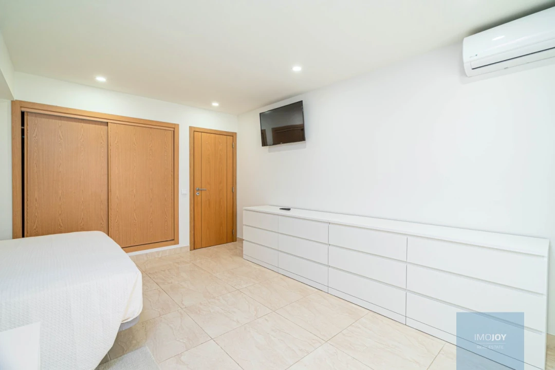 Apartamento T1 para Venda em Portimão Foto 21