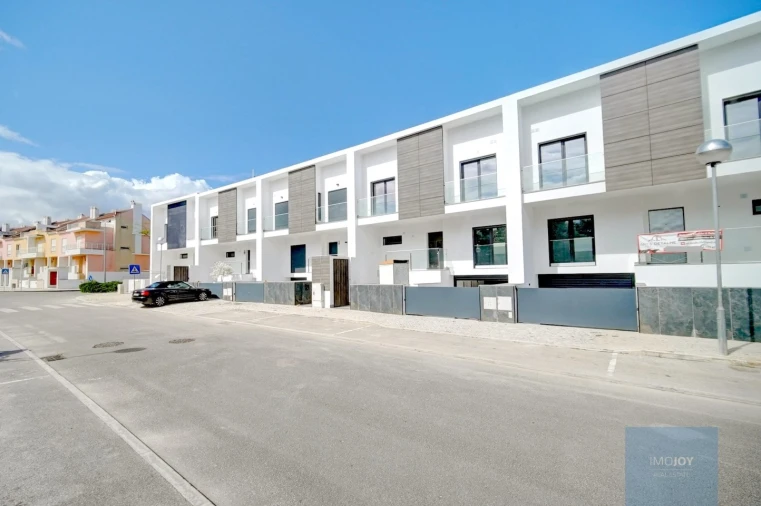 Moradia T4 para Venda em Alcochete Foto 26