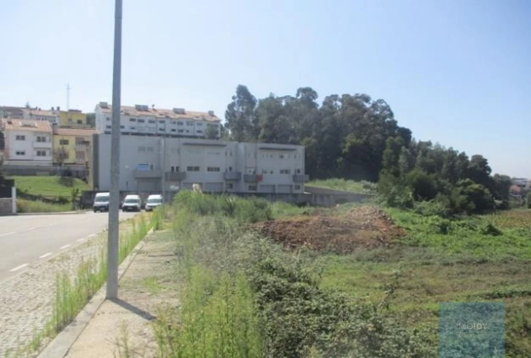 Terreno para Venda em Gondomar (São Cosme), Valbom e Jovim Foto 3