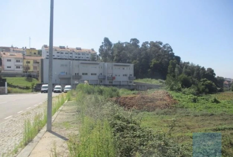 Terreno para Venda em Gondomar (São Cosme), Valbom e Jovim Foto 3