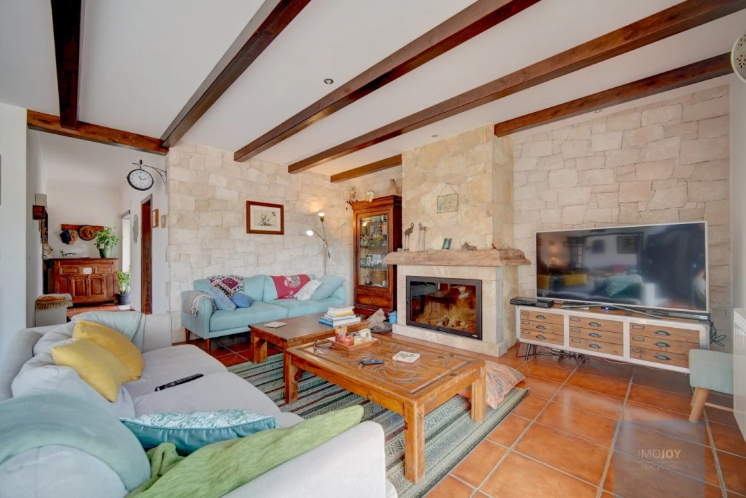 Moradia T3 para Venda em Alcoentre Foto 4