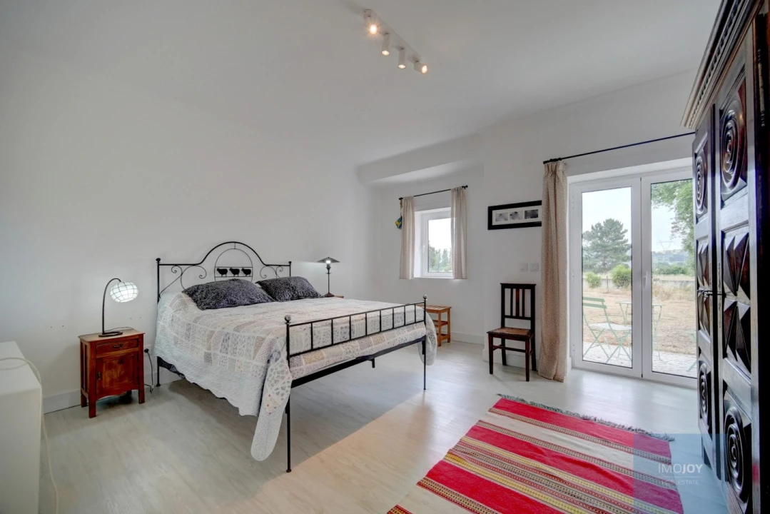 Moradia T3 para Venda em Alcoentre Foto 16