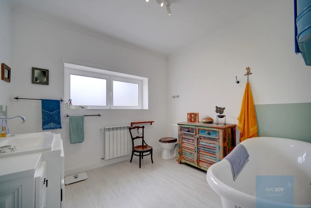 Moradia T3 para Venda em Alcoentre Foto 25