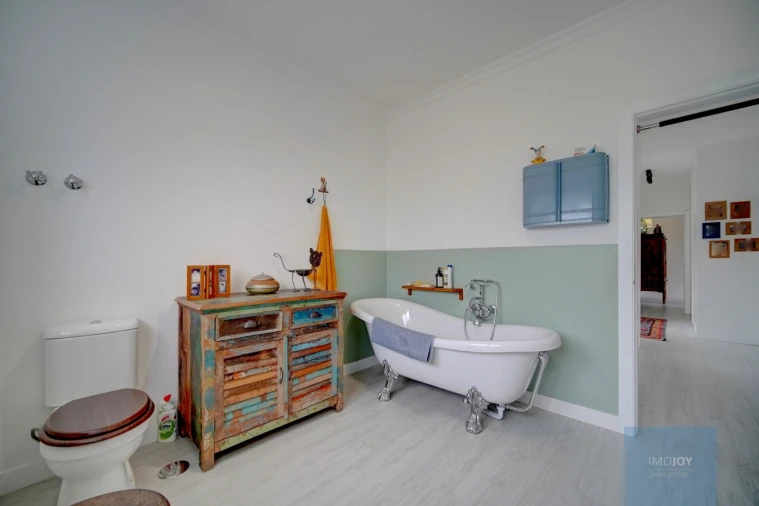 Moradia T3 para Venda em Alcoentre Foto 26