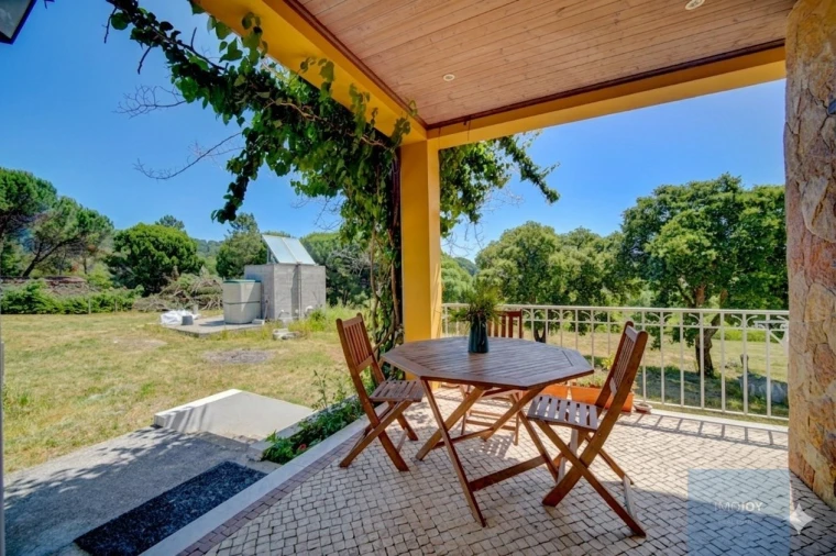 Moradia T3 para Venda em Alcoentre Foto 35