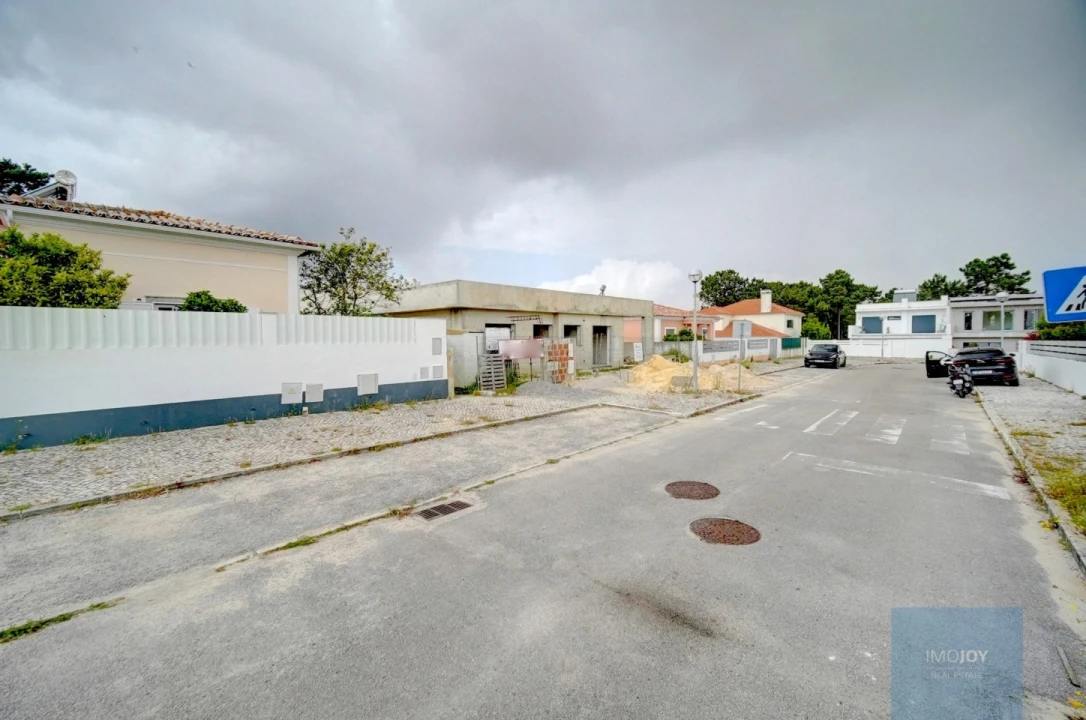 Moradia T5 para Venda em Azeitão (São Lourenço e São Simão) Foto 41