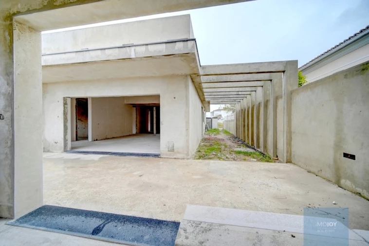 Moradia T5 para Venda em Azeitão (São Lourenço e São Simão) Foto 10