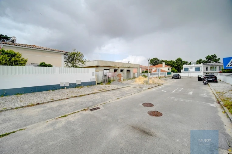 Moradia T5 para Venda em Azeitão (São Lourenço e São Simão) Foto 41