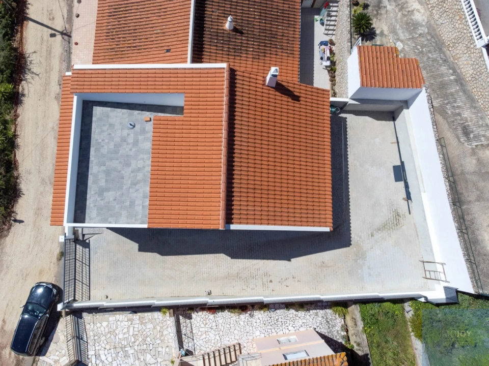 Moradia T3 para Venda em Silves Foto 40