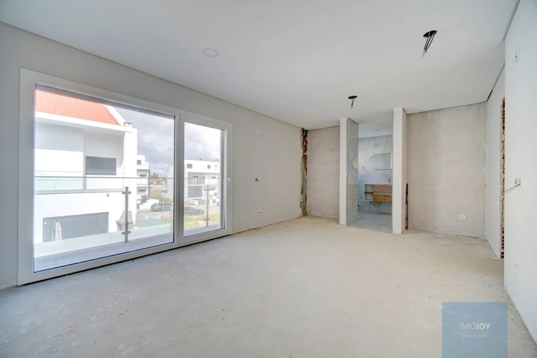 Moradia T4 para Venda em Alcochete Foto 5