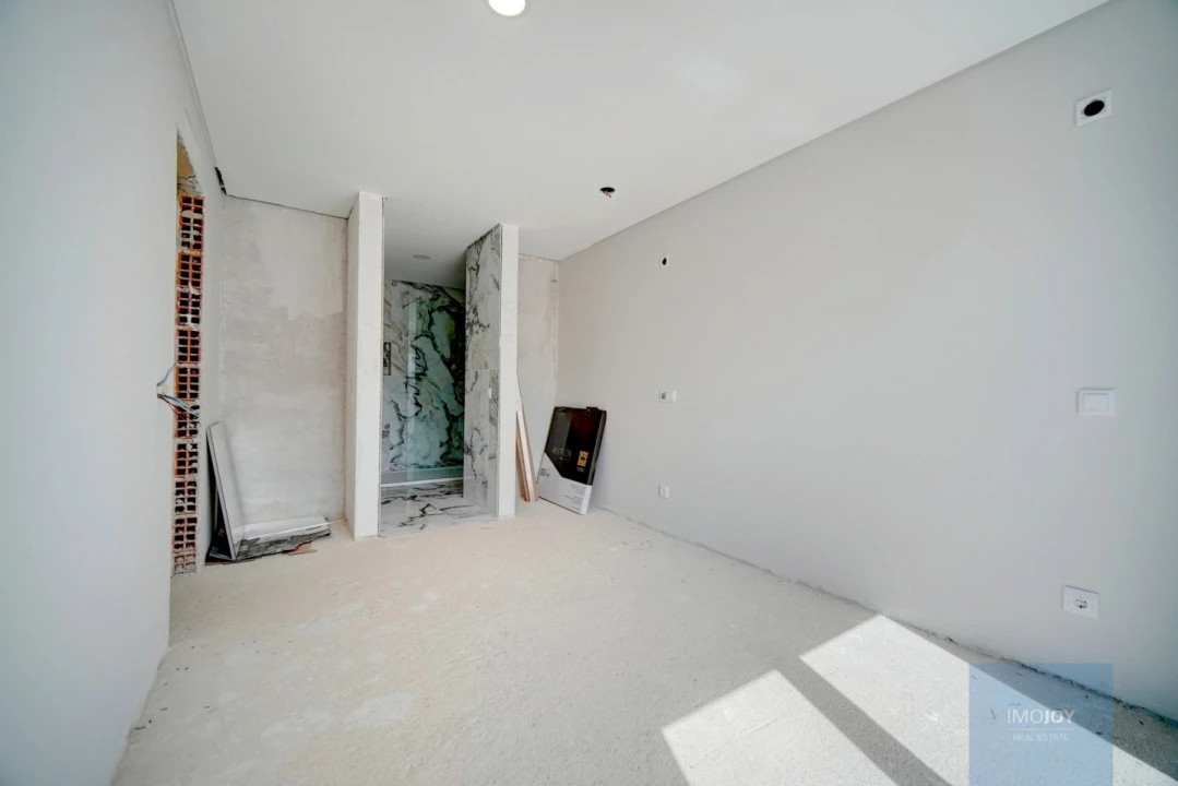 Moradia T4 para Venda em Alcochete Foto 10