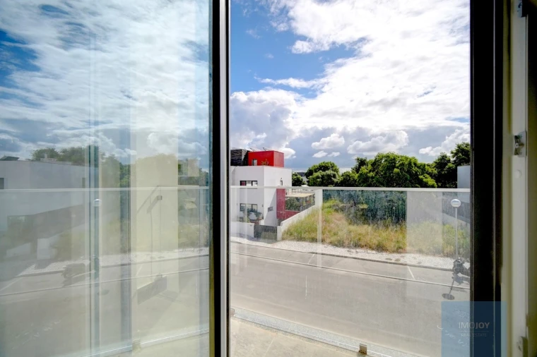 Moradia T4 para Venda em Alcochete Foto 13