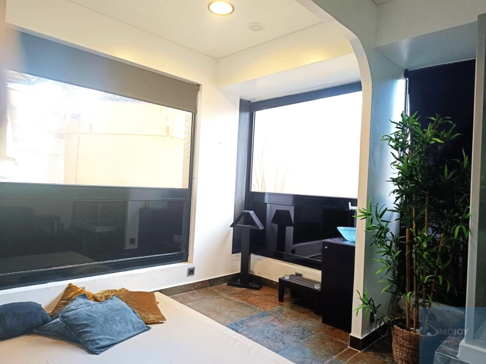 Loja para Venda em Carcavelos e Parede Foto 1