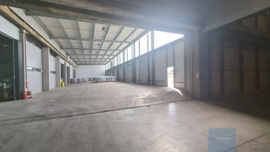 Armazém para Arrendamento em Sado Foto 12