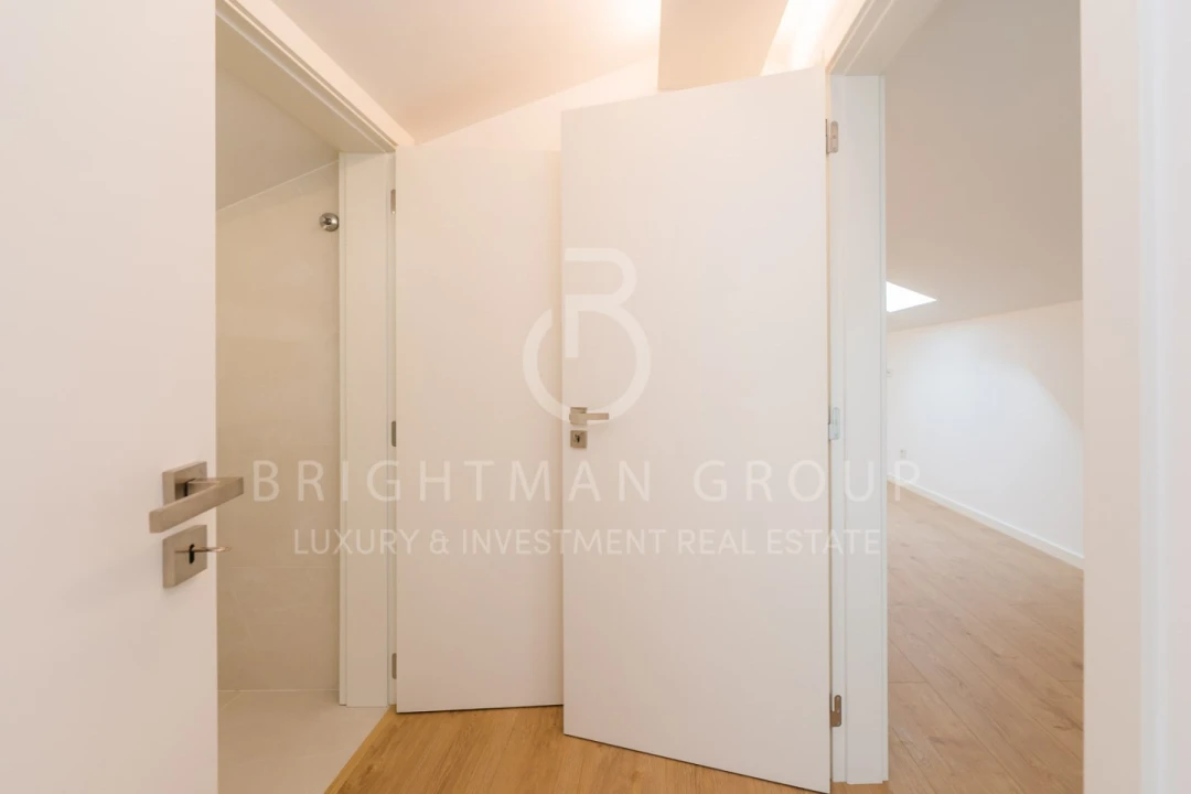 Apartamento T3 para Venda em Carcavelos e Parede Foto 18