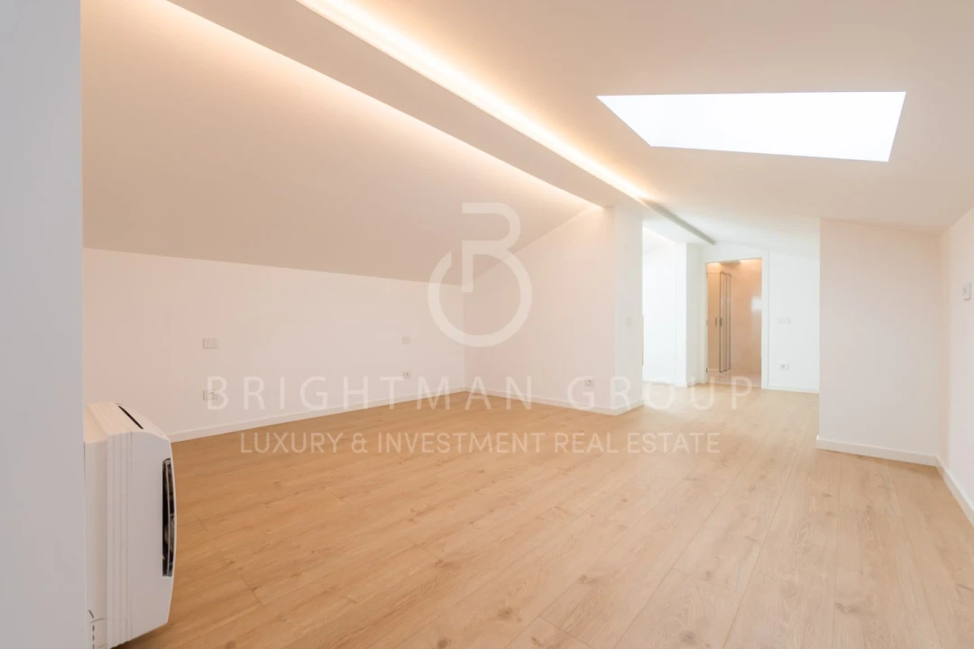 Apartamento T3 para Venda em Carcavelos e Parede Foto 21