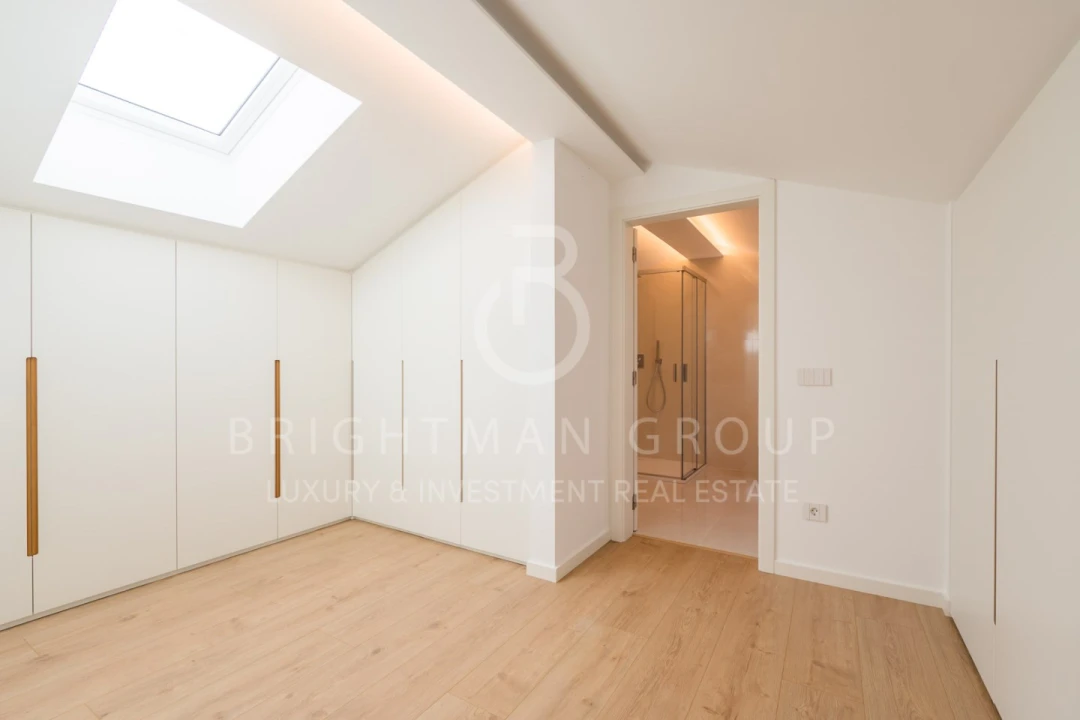 Apartamento T3 para Venda em Carcavelos e Parede Foto 25