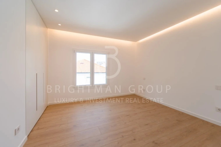 Apartamento T3 para Venda em Carcavelos e Parede Foto 4