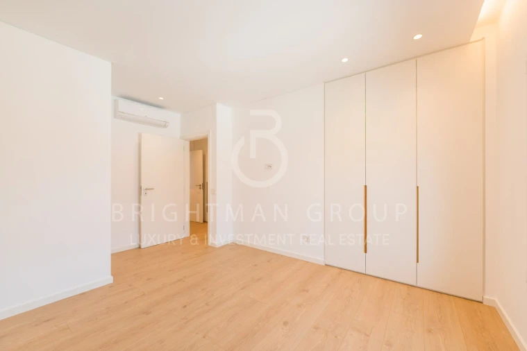 Apartamento T3 para Venda em Carcavelos e Parede Foto 8