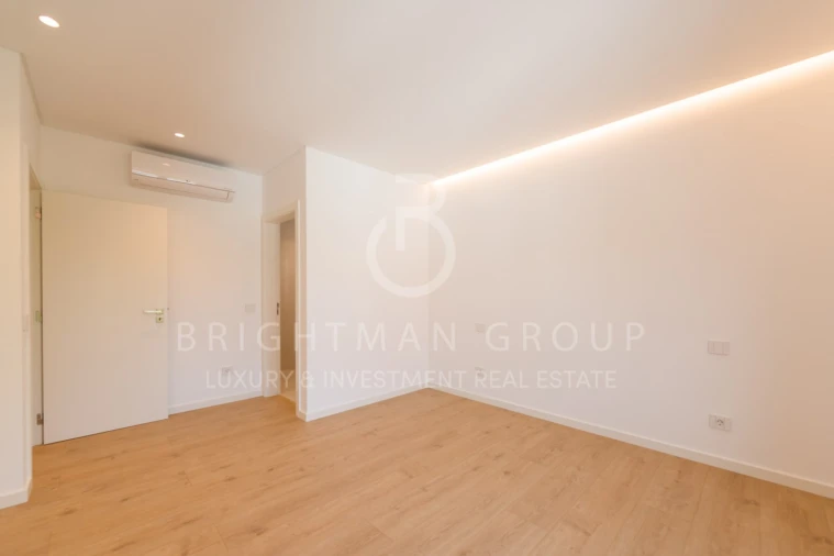 Apartamento T3 para Venda em Carcavelos e Parede Foto 13